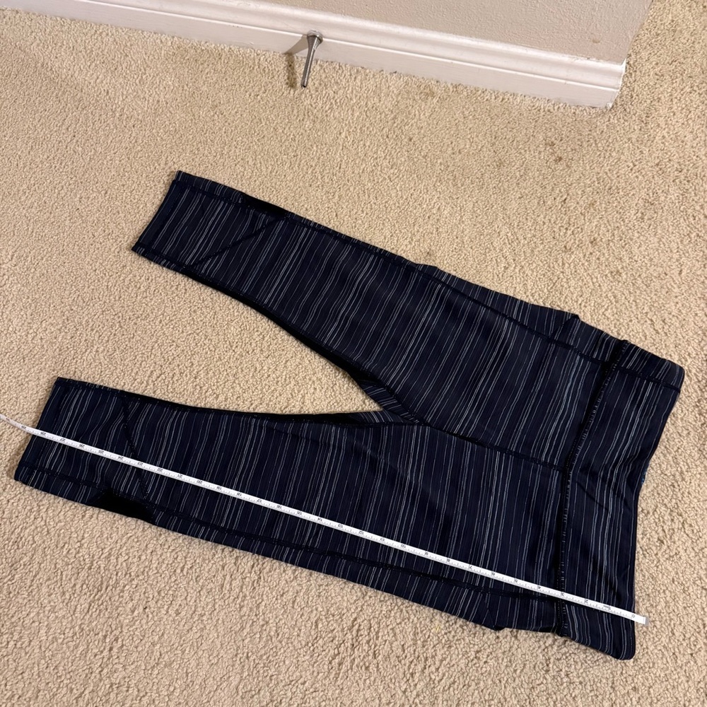Lululemon Athletica Pace Rival Crop Black Patterned Leggings - Picture 4 of 10